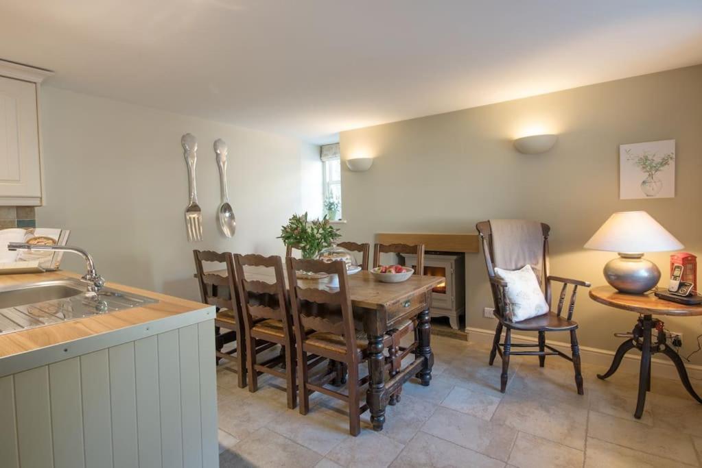 Duck Cottage Milldale Alstonefield Peak District Alstonfield ภายนอก รูปภาพ